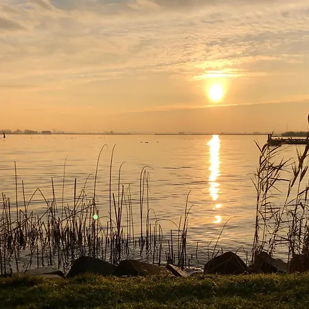 Camping De Hof Van Eeden Warmond